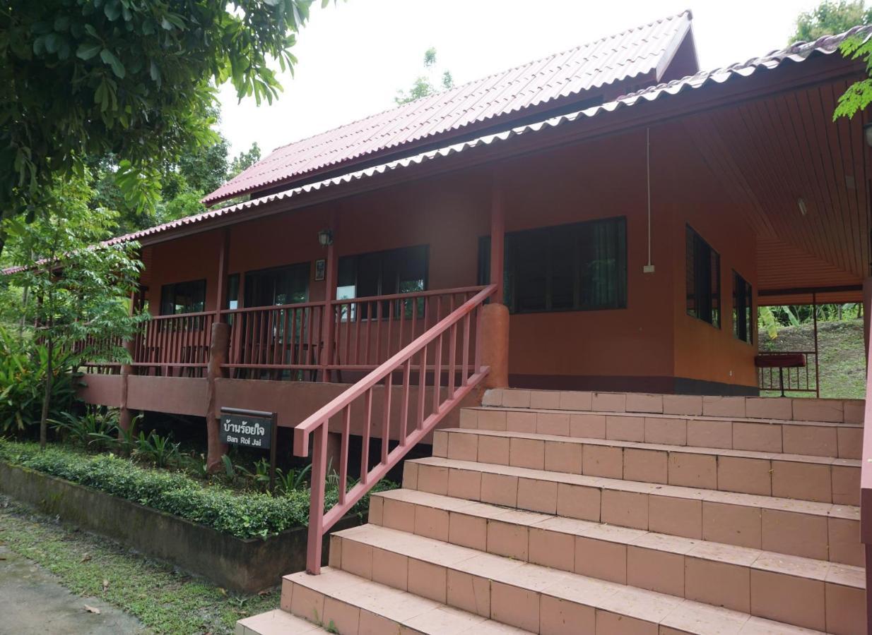 Ban Rai Tin Thai Ngarm Eco Lodge Mae Rim Εξωτερικό φωτογραφία